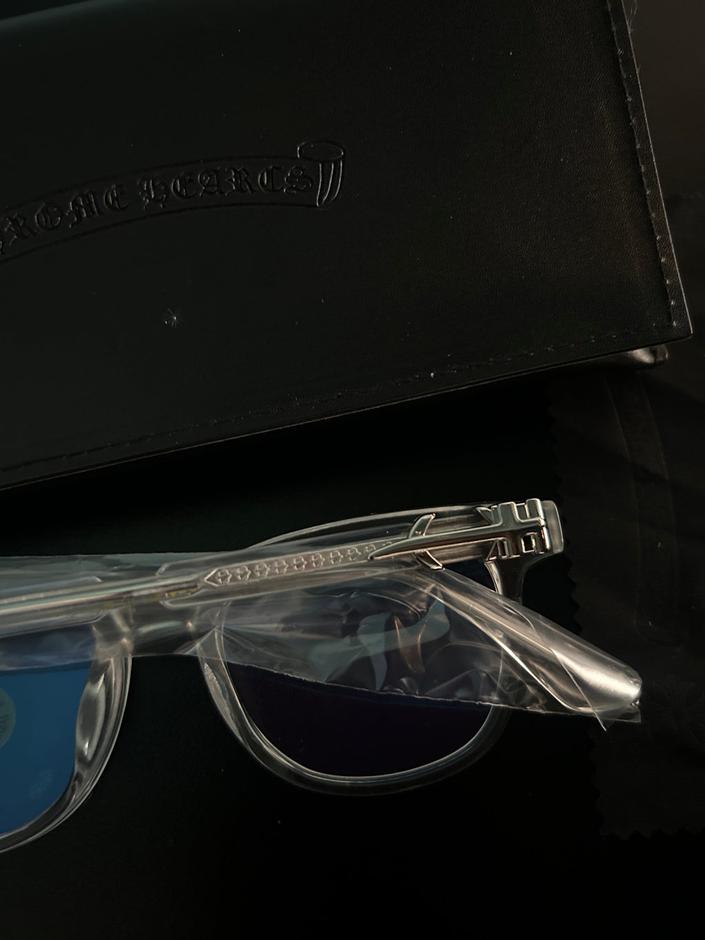 Chrome heart glasses - clear & silver badges