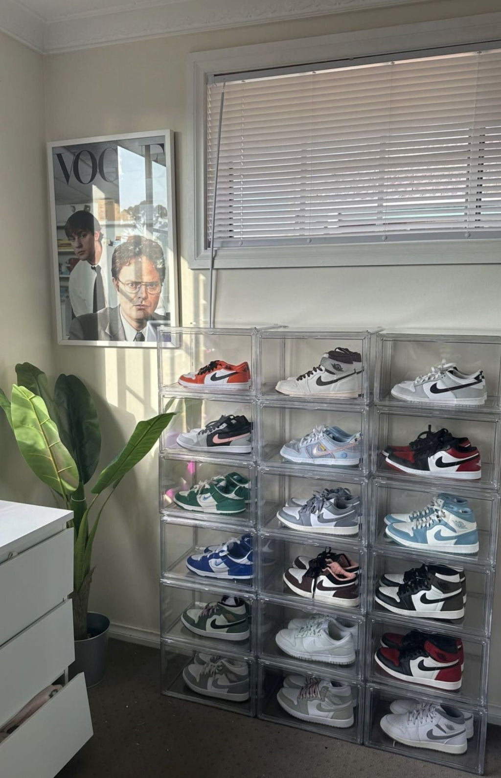 Clear stackable shoe storage box     (1- unit)